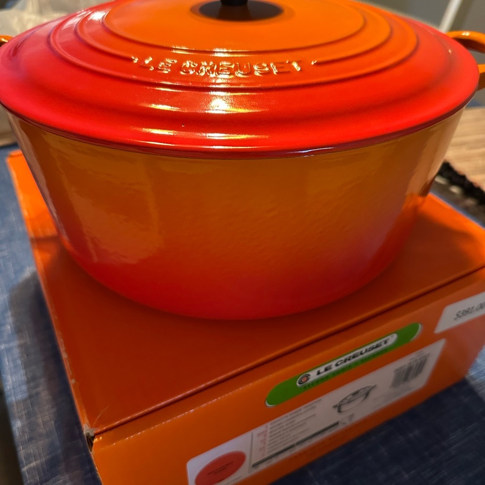 Le Creuset Orange Cookware for Stylish Kitchen